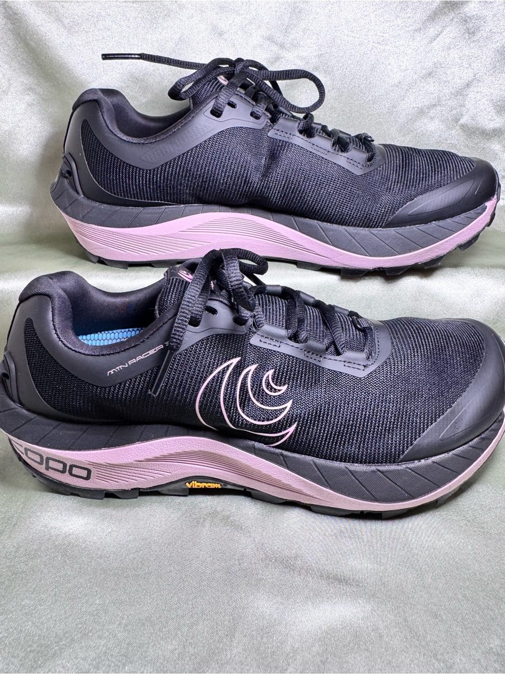 ⁠Topo Athletic W-MTN Racer 3 Trail Running Shoes Black Mauve Womens Size 8.5⁠